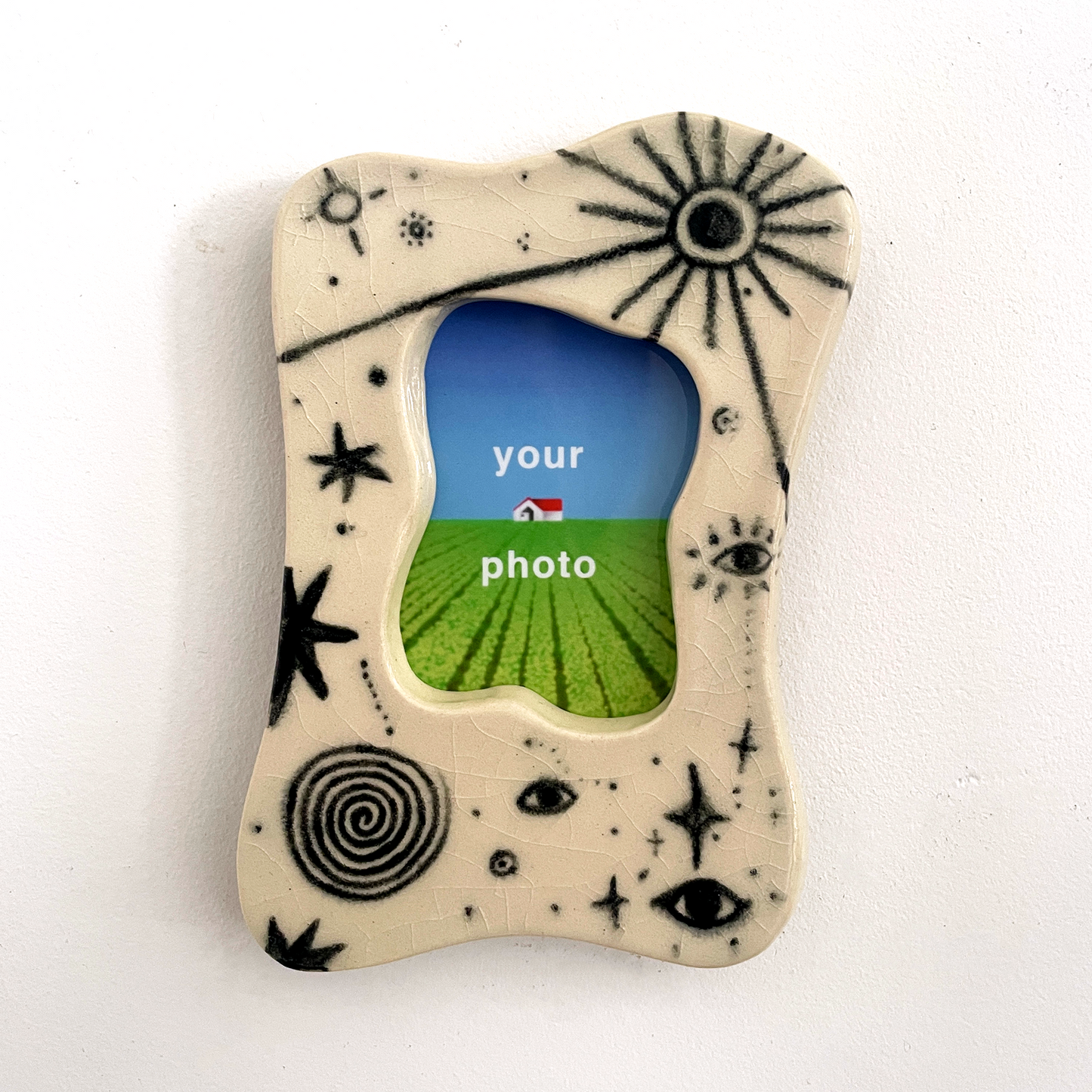 Sun Spiral Magnetic Instax Picture Frame + Photo