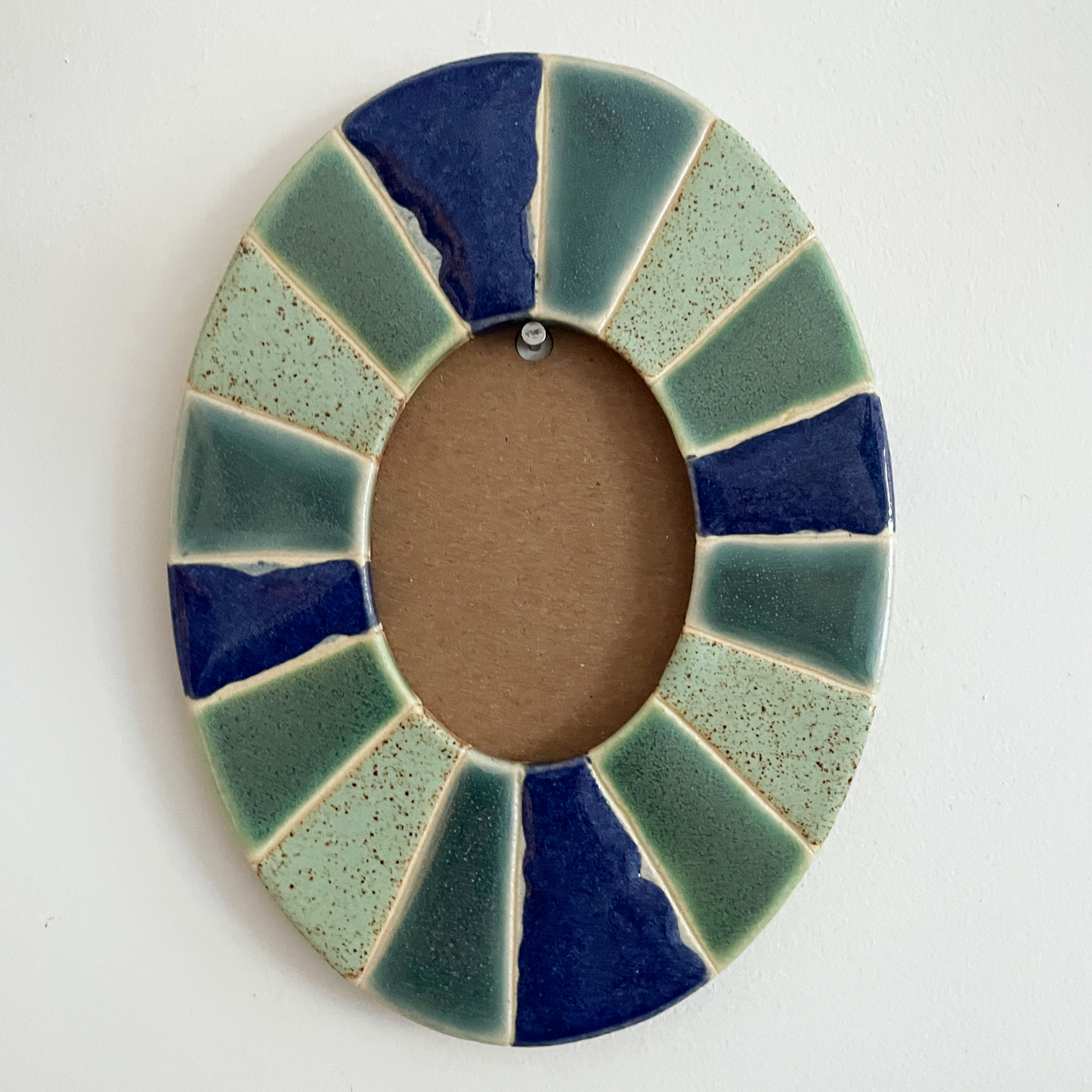 [IMPERFECT] Blue Sunburst Magnetic Instax Picture Frame + Photo